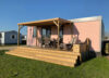 camping-mont-saint-michel-mobil-home-grand-luxe-3-chambres-terrasse 